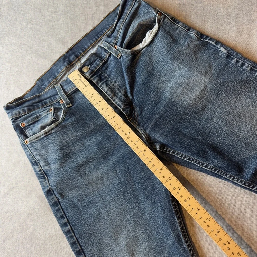 Levis 514 Straight Fit Jeans Mens 34x30 Medium Wash Blue Stretch Denim Utility